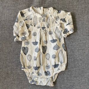 NWOT Kate Quinn bodysuit